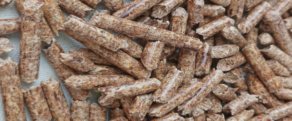 Prémium fenyő pellet 15kg - Image 3